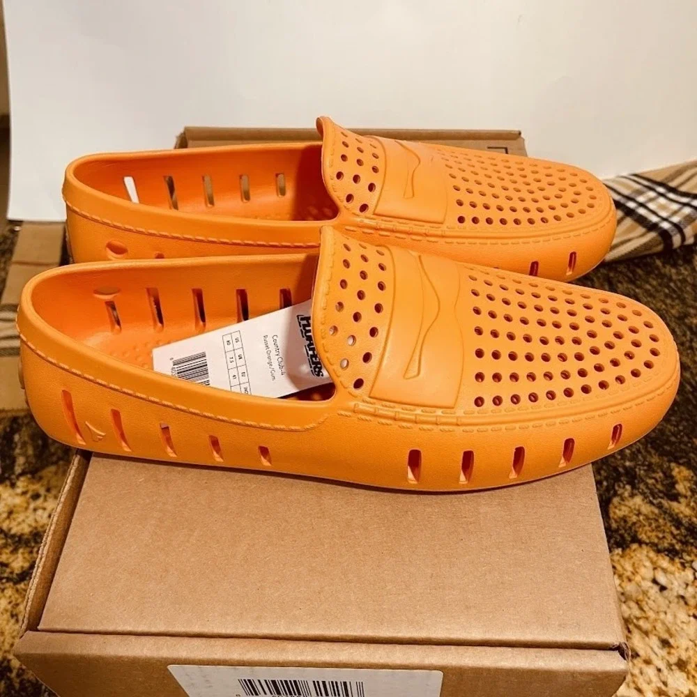 Floafers Country Club 4 Shoes Mens Size 8D Russet‎ Orange Gum Waterproof Loafers